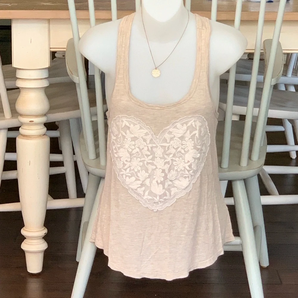 Poetry Cream Heart Tank Top Size Medium- See‎ Measurements